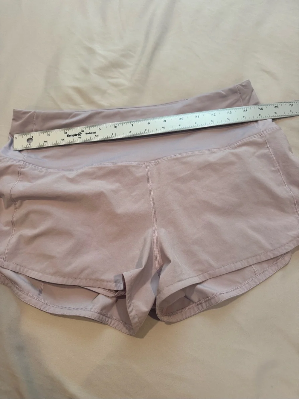 Lululemon Womens Purple Zip Pocket Back Pull On Activewear Athletic Shorts Sz 8